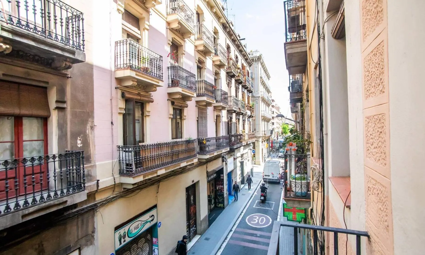 12Gra1070 - Cozy Flat In The Heart Of Gracia! Apartment Barcelona