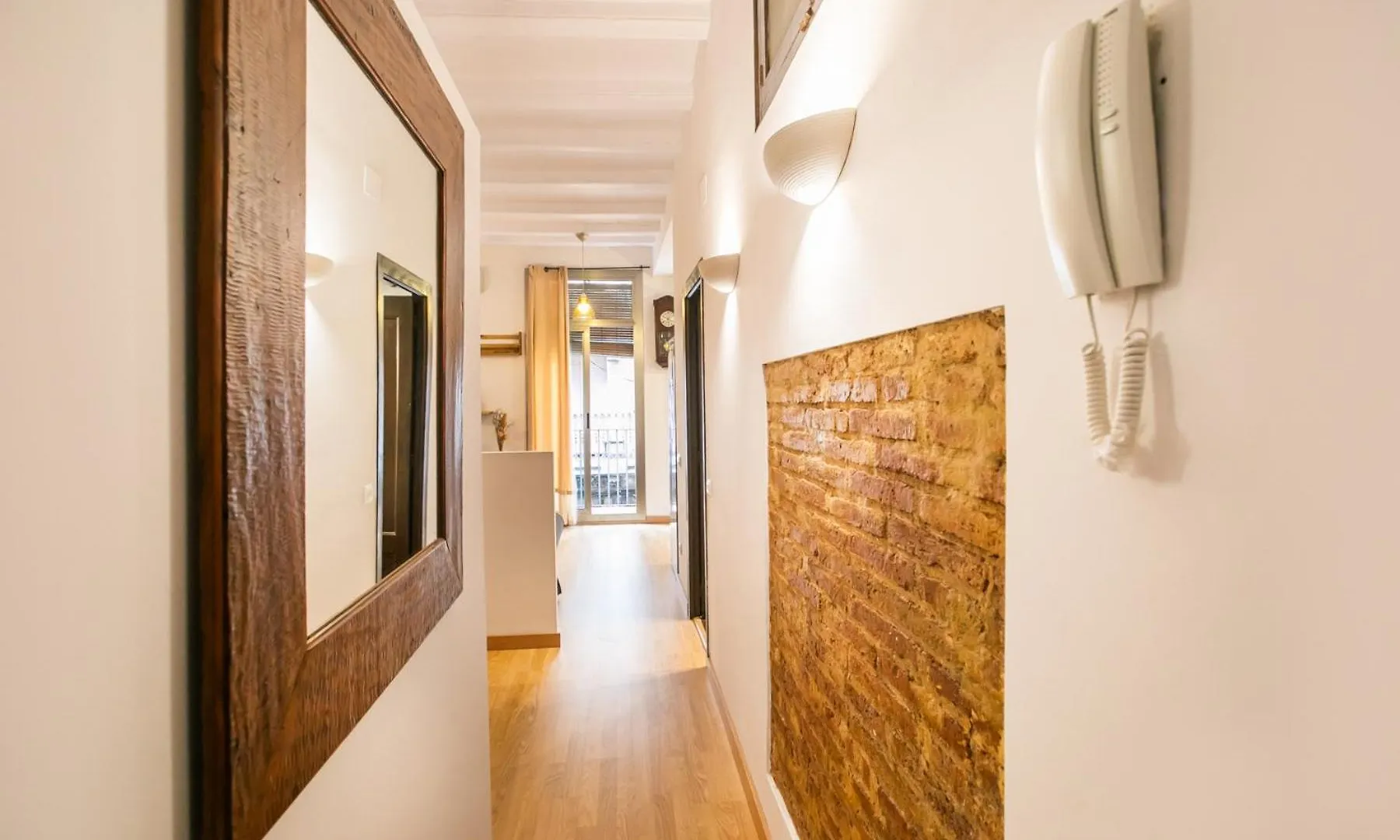 12Gra1070 - Cozy Flat In The Heart Of Gracia! Apartment Barcelona Spain